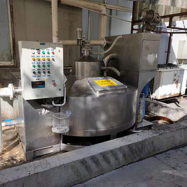 油水分離器